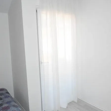 Sunshine Διαμέρισμα Μόσταρ
